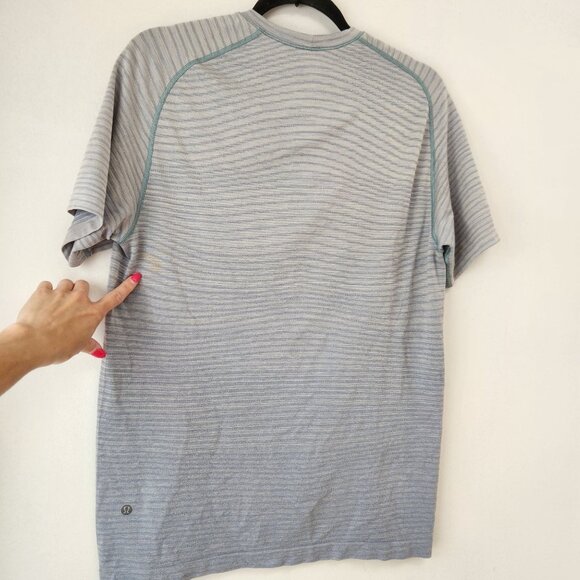 Lululemon Men's Short Short Sleeve Exercise Activewear Swiftly Shirt Tee M - Picture 7 of 8